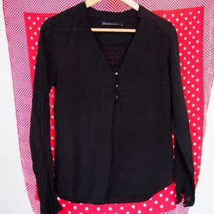 3/20$ Classy Zara black top with three buttons
